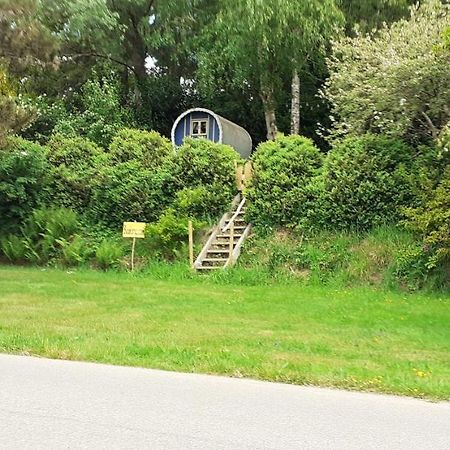 Retraite Rustique En Bordure De Foret A La Campagne Hotel Belle-Isle-en-Terre Eksteriør billede